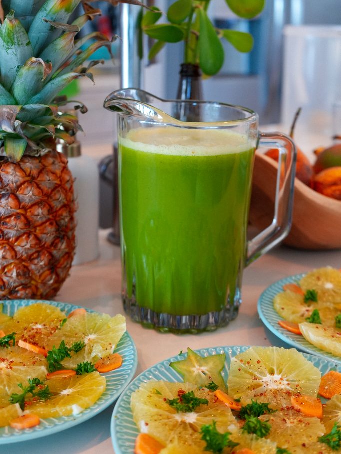 cold pressed green juice with the morning plates